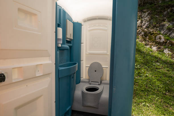 Best Affordable porta potty rental  in Tomah, WI